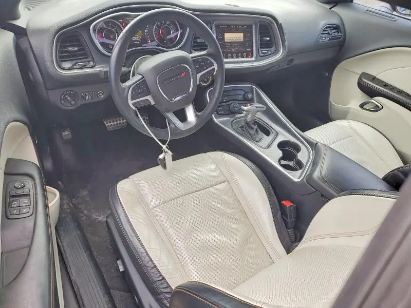 2015 DODGE CHALLENGER SXT PLUS  