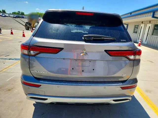 2024 MITSUBISHI OUTLANDER SE  