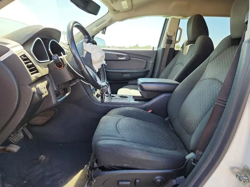 2012 CHEVROLET TRAVERSE LT  