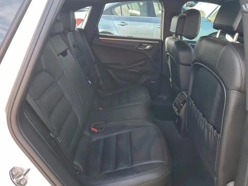 2018 PORSCHE MACAN GTS  