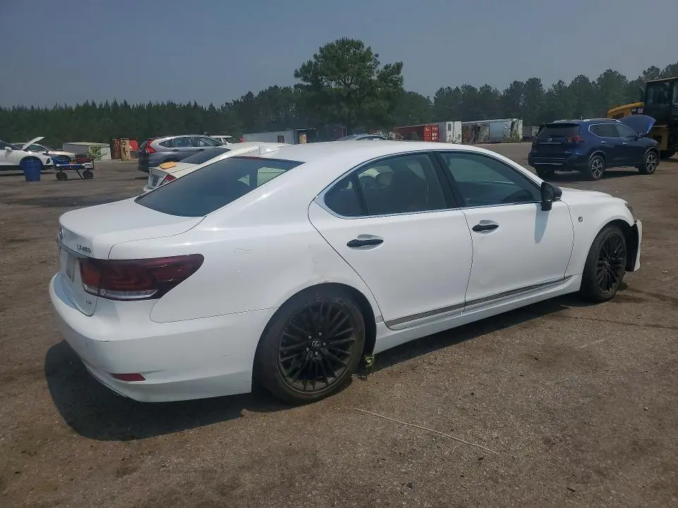 2015 LEXUS LS 460  