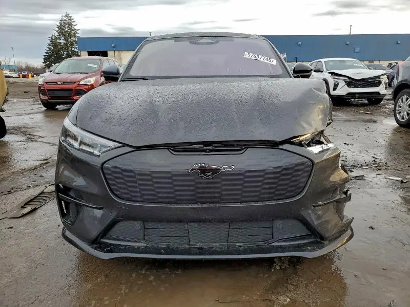 2022 FORD MUSTANG MACH-E GT  