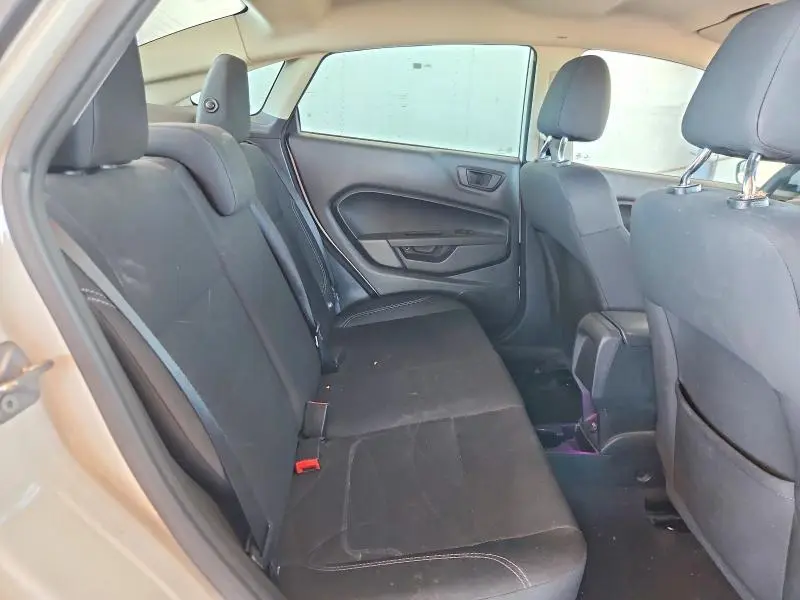 2018 FORD FIESTA SE  