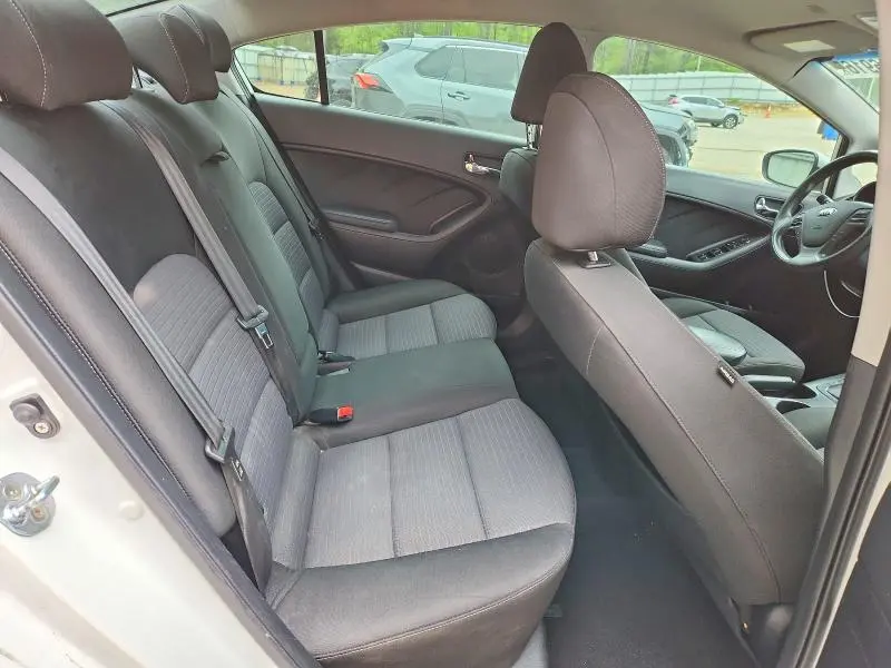 2016 KIA FORTE LX  
