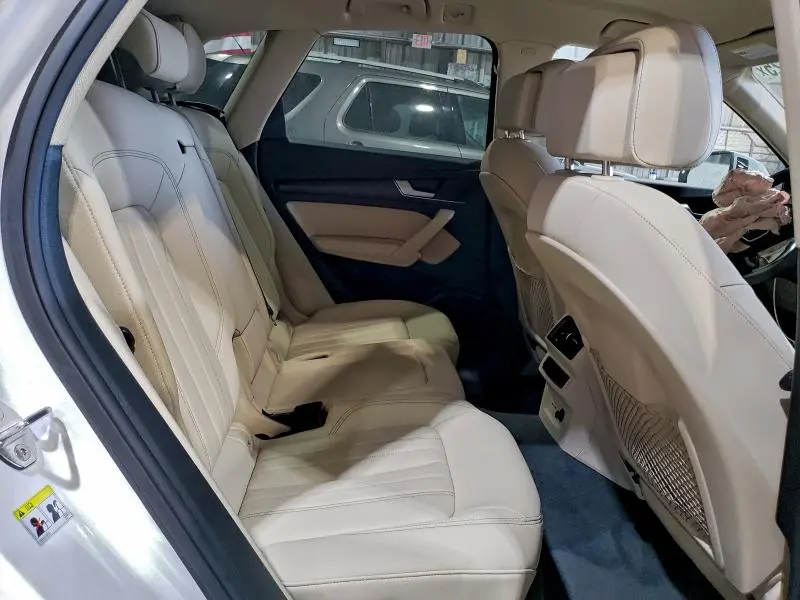 2024 AUDI Q5 PREMIUM 40  