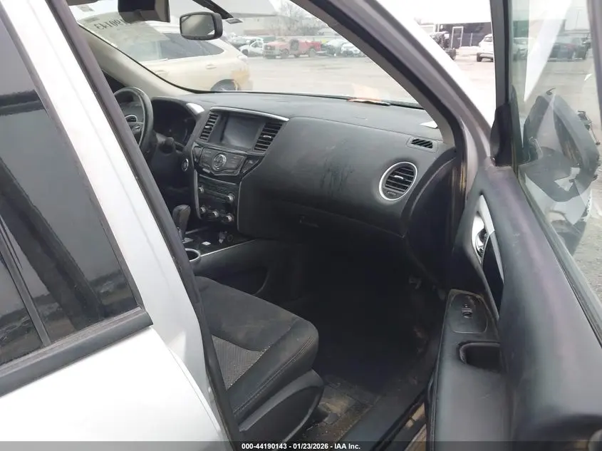 2019 NISSAN PATHFINDER SV
