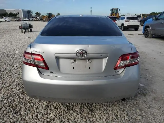 2011 TOYOTA CAMRY LE  