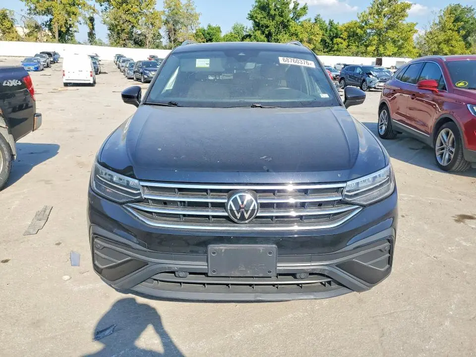 2022 VOLKSWAGEN TIGUAN SE  