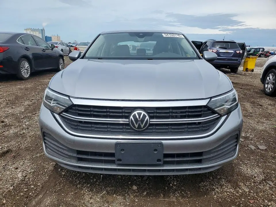 2024 VOLKSWAGEN JETTA SE  