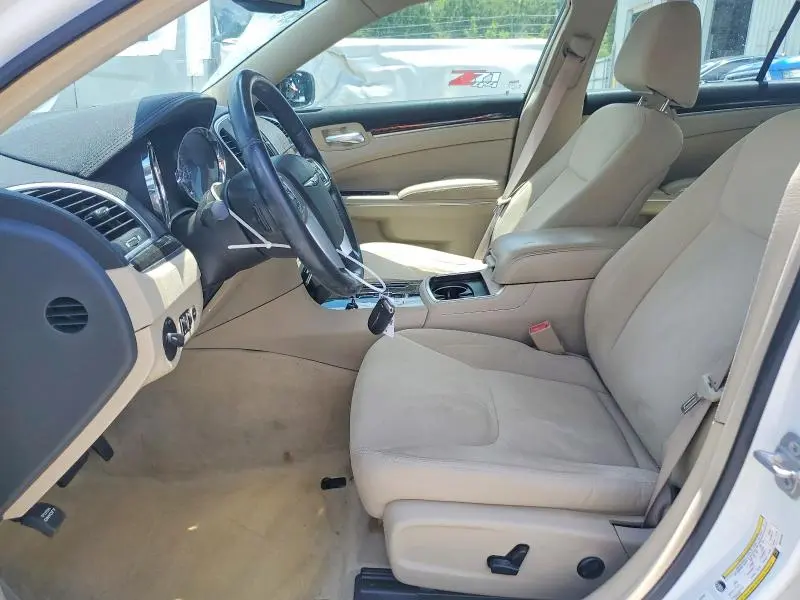 2011 CHRYSLER 300   