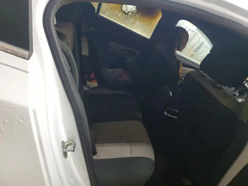 2011 CHEVROLET CRUZE LS  