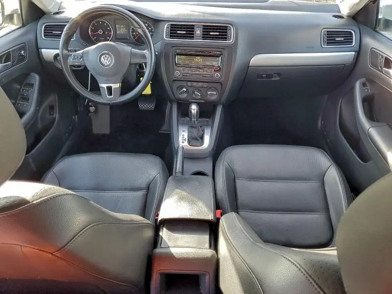 2014 VOLKSWAGEN JETTA SE  