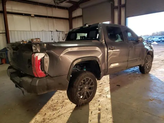 2023 TOYOTA TUNDRA CREWMAX PLATINUM  
