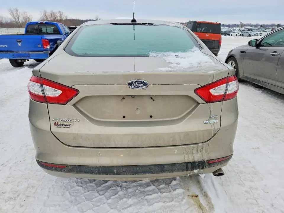 2016 FORD FUSION SE  