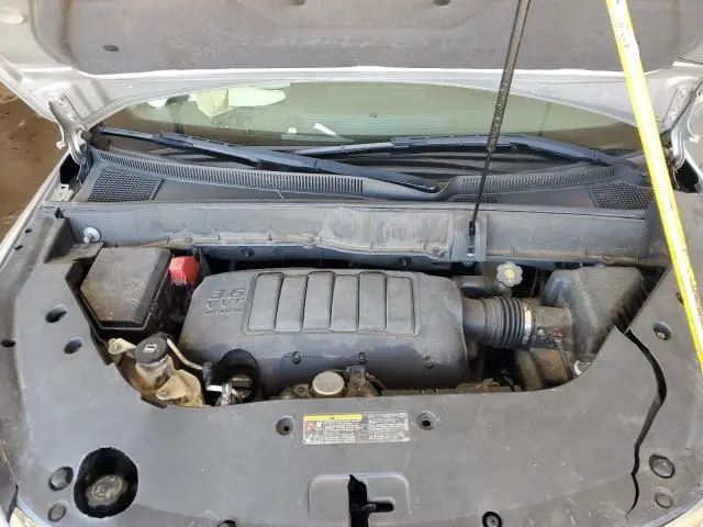 2014 CHEVROLET TRAVERSE LS  