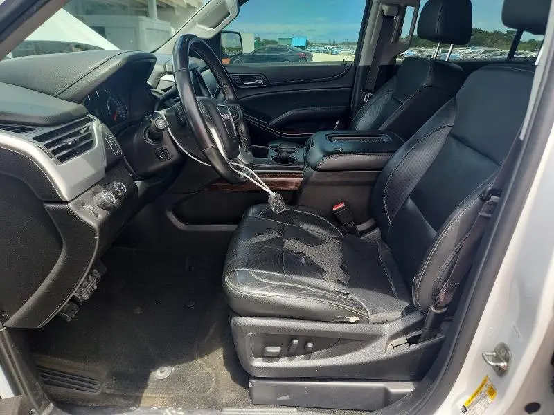2017 GMC YUKON XL K1500 SLT  