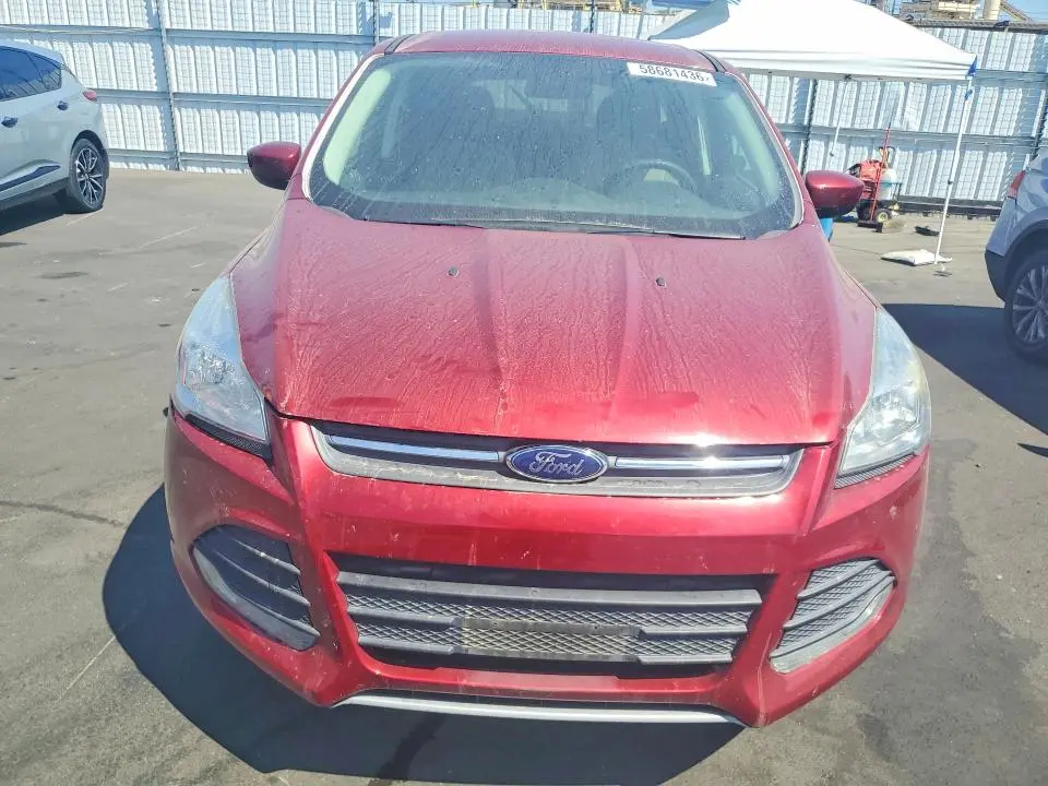 2016 FORD ESCAPE SE  