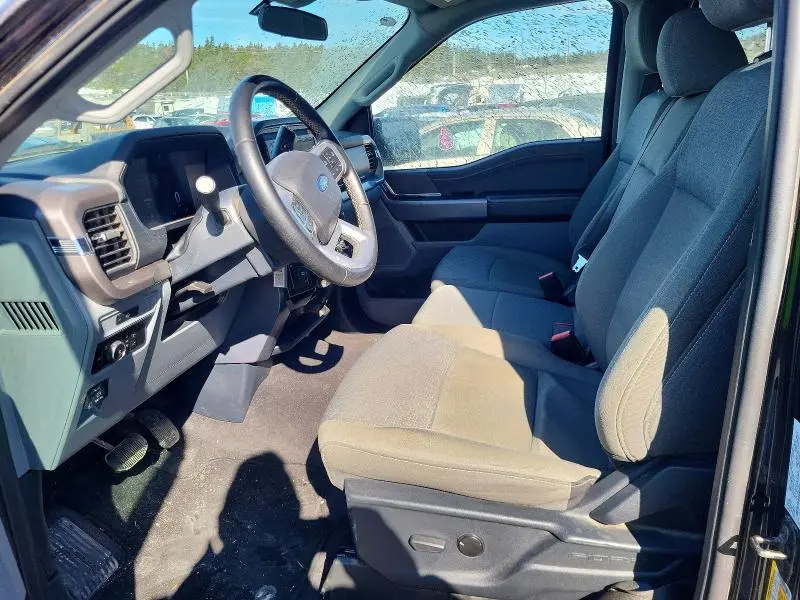 2025 FORD F150 XLT  