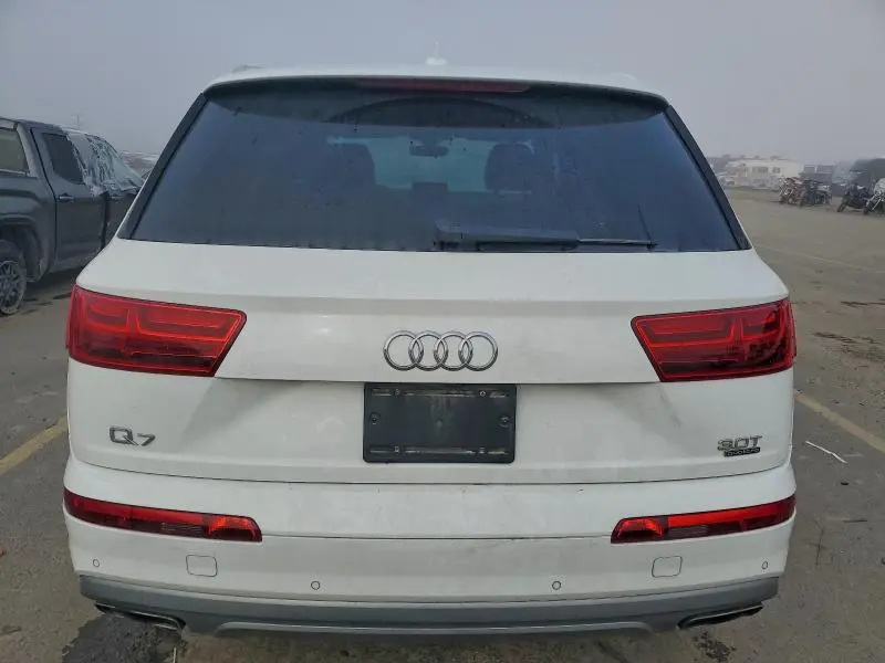 2017 AUDI Q7   