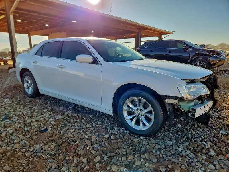 2015 CHRYSLER 300 LIMITED  