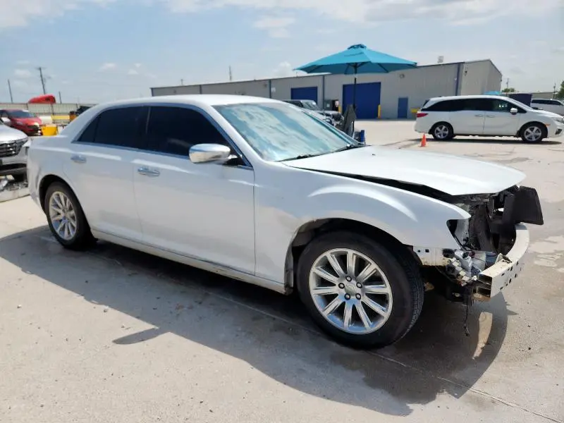 2012 CHRYSLER 300C   