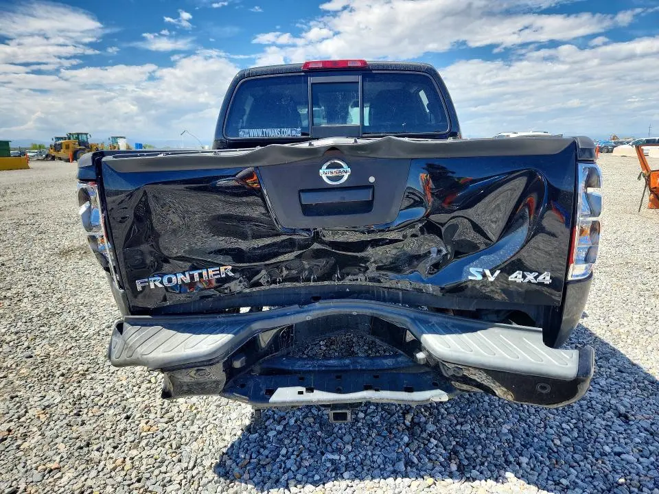 2021 NISSAN FRONTIER SV  
