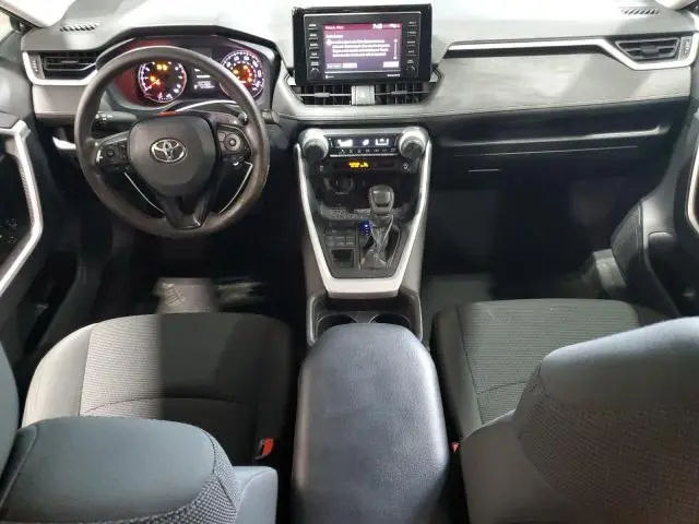 2021 TOYOTA RAV4 LE  