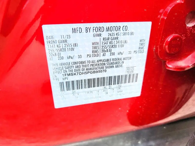2023 FORD EXPLORER XLT  