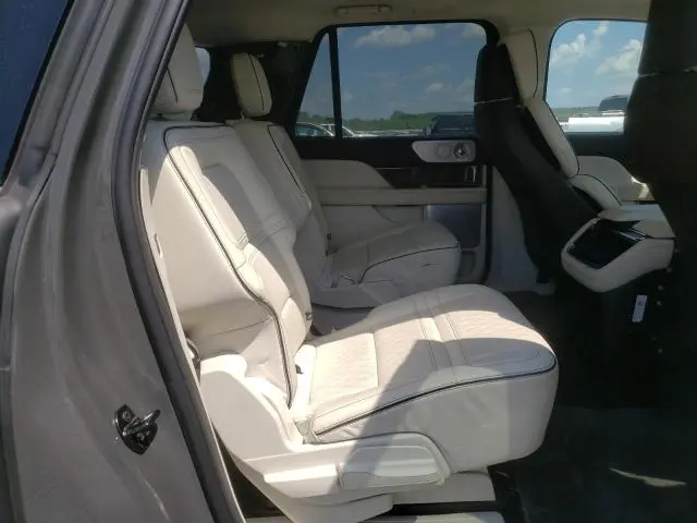 2022 LINCOLN NAVIGATOR L BLACK LABEL  