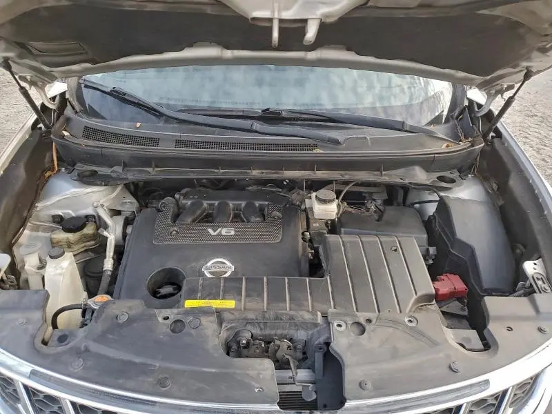 2013 NISSAN MURANO S  