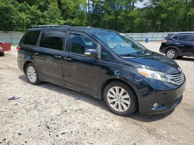 2015 TOYOTA SIENNA XLE  