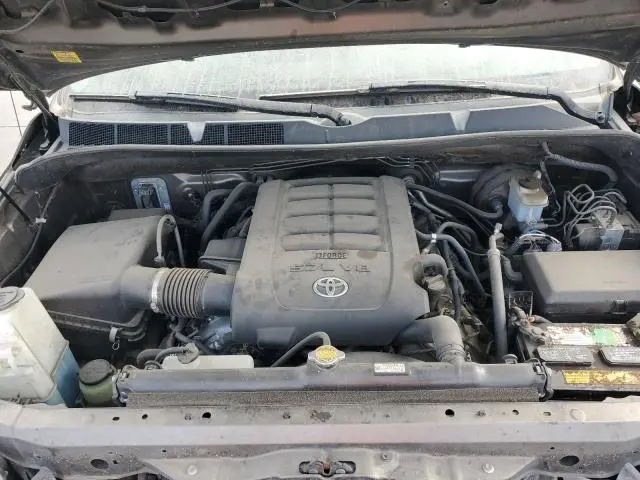 2011 TOYOTA TUNDRA CREWMAX SR5  