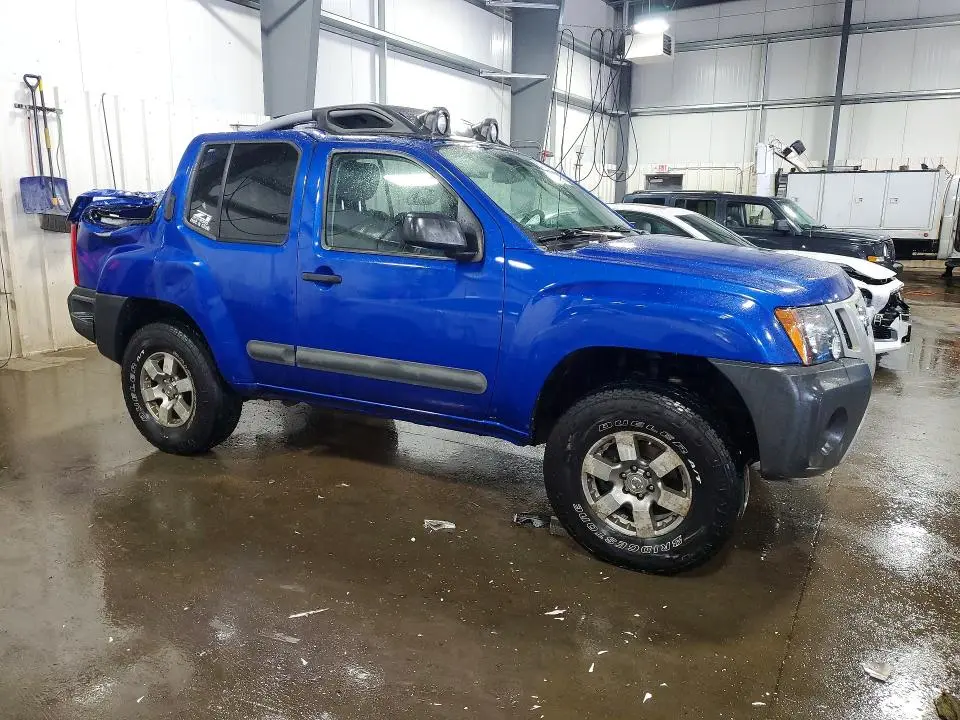 2012 NISSAN XTERRA X  