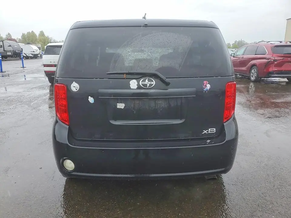 2010 TOYOTA SCION XB  