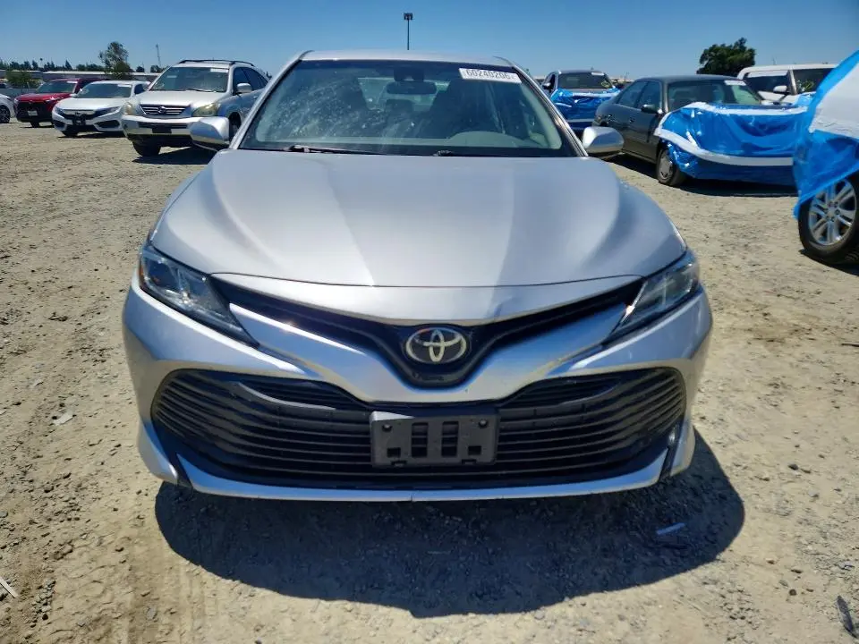2018 TOYOTA CAMRY LE  