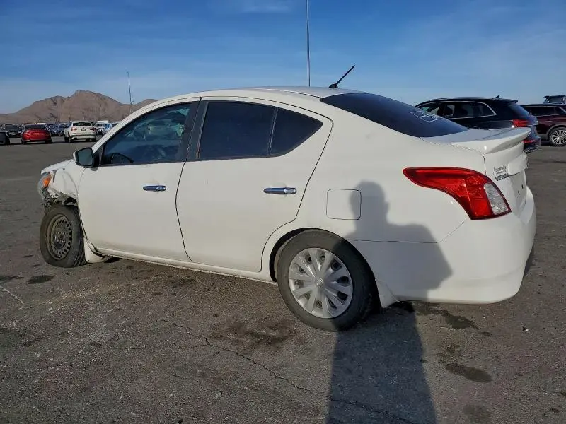 2015 NISSAN VERSA S  
