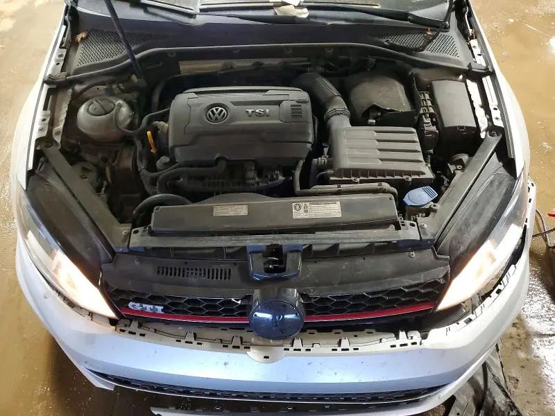 2015 VOLKSWAGEN GTI   