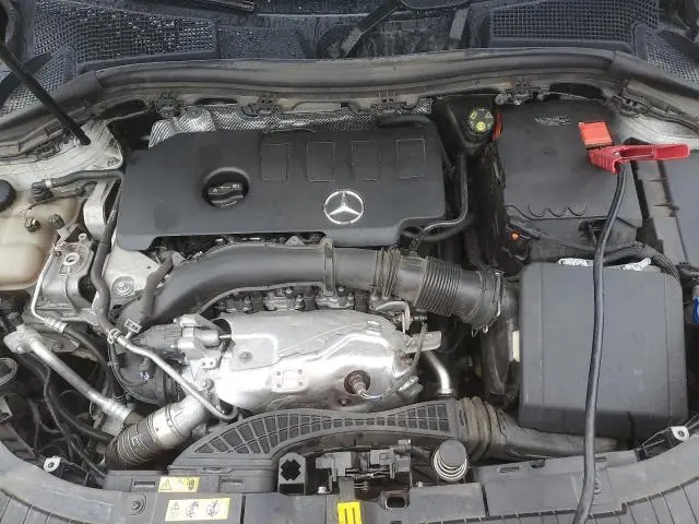 2021 MERCEDES-BENZ GLA 250 4MATIC  