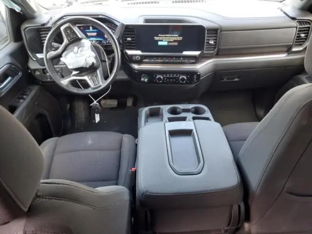 2024 CHEVROLET SILVERADO K1500 LT  