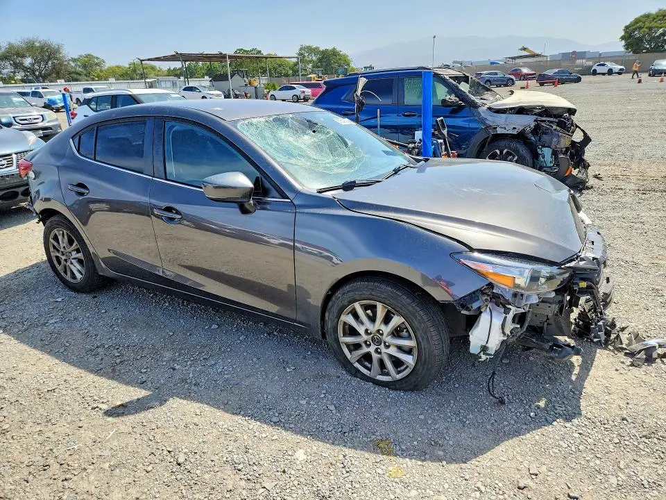 2017 MAZDA 3 SPORT  