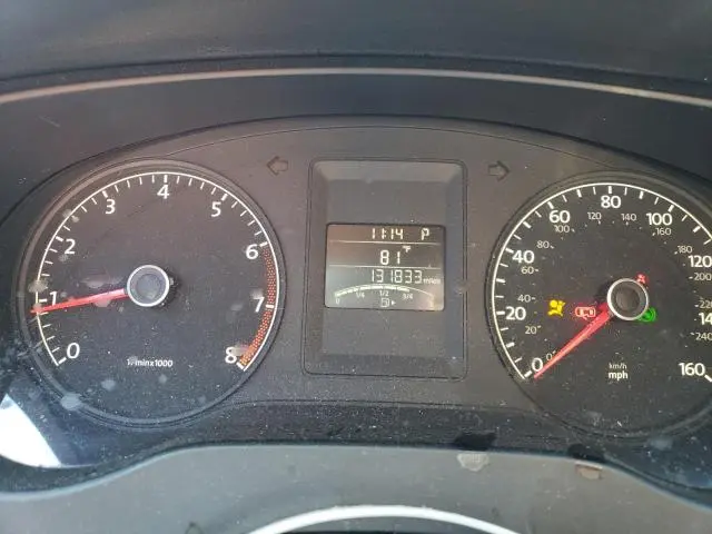 2011 VOLKSWAGEN JETTA SE  