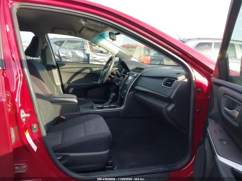 2016 TOYOTA CAMRY LE