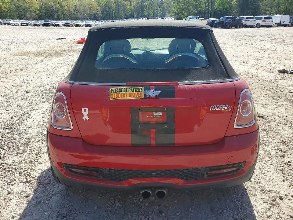 2015 MINI COOPER S  