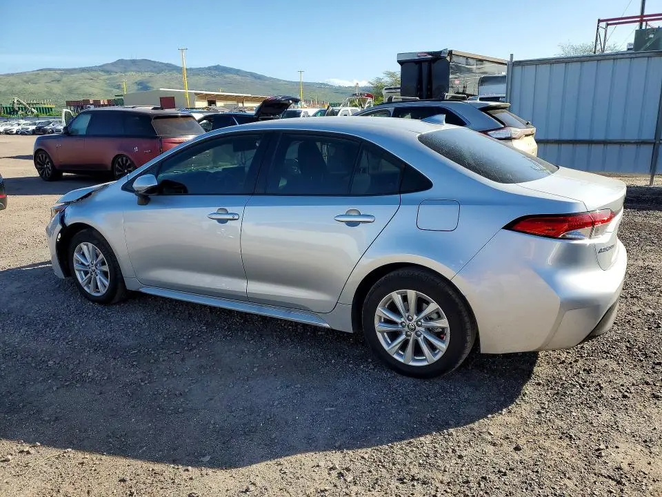2024 TOYOTA COROLLA   