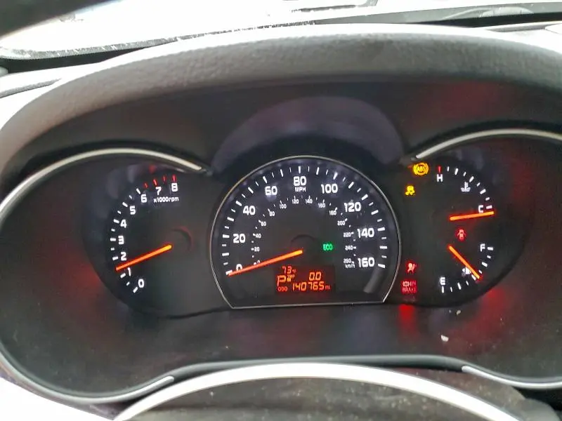 2014 KIA SORENTO LX  