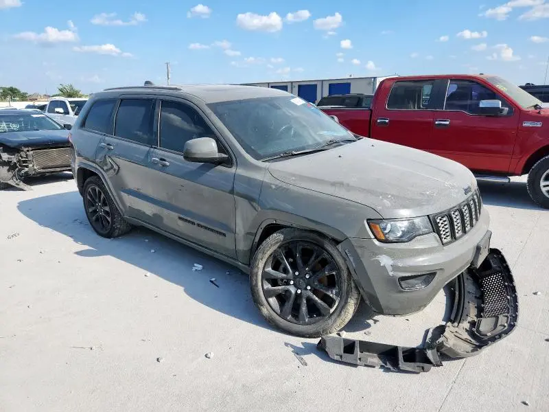 2020 JEEP GRAND CHEROKEE LAREDO  