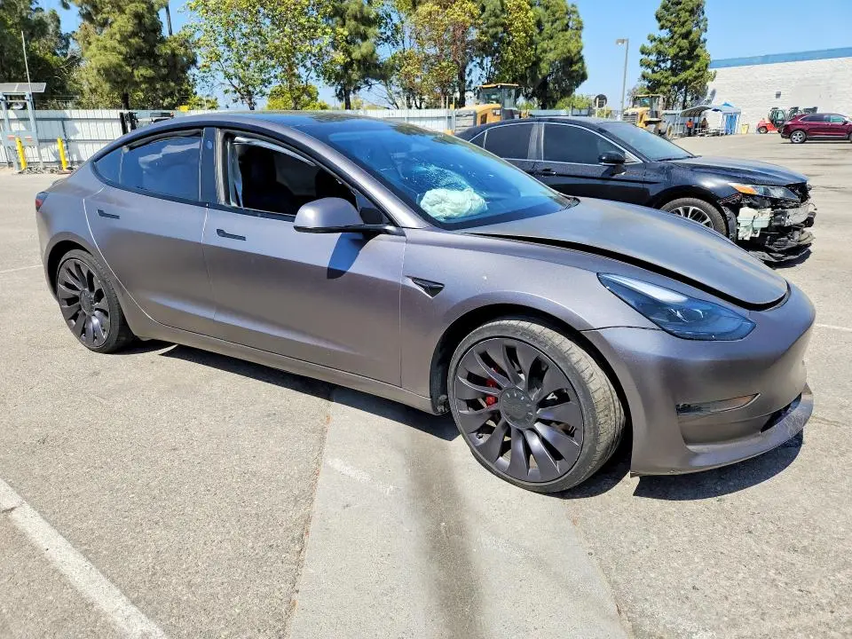 2021 TESLA MODEL 3   
