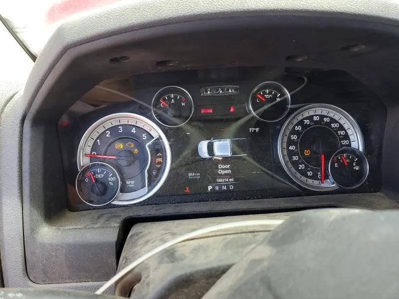 2015 RAM 1500 SLT  