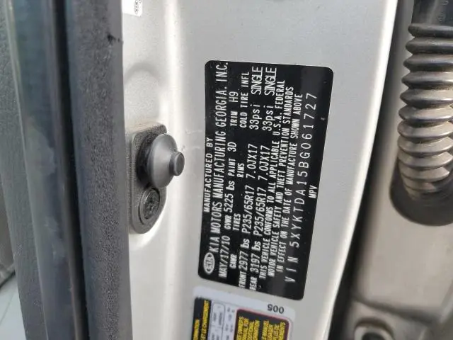 2011 KIA SORENTO BASE  