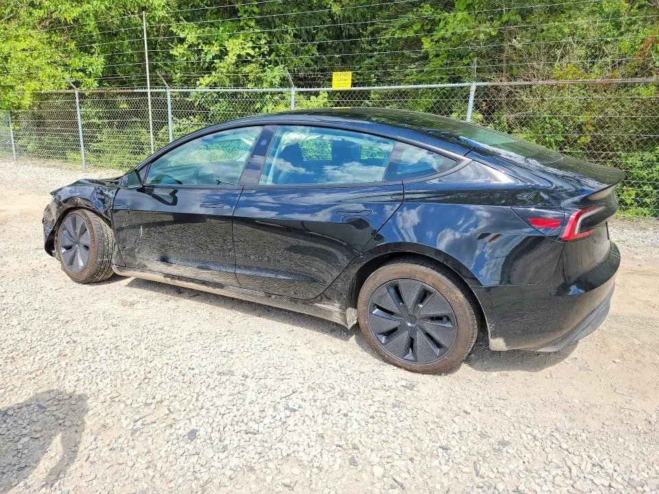 2026 TESLA MODEL 3   